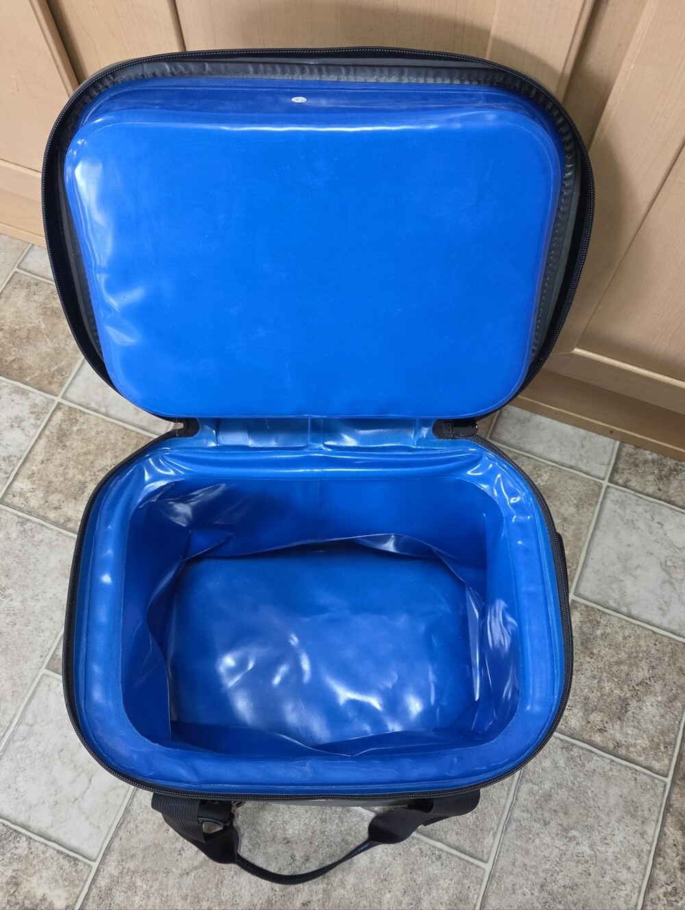 RTIC Soft Pack 30 Can Cooler - Picture 2 of 6